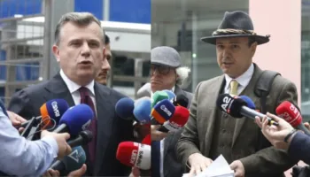 Balla përballet me “Berishën” për 4 orë/ Dosja “Partizani”, dëshmon kreu i grupit të PS që bëri padinë për “Partizanin”: Tretjen e dheut e thashë për 21 janarin