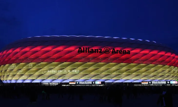 Bayern Munich-PSG, nisin “ethet” për bileta. Në tregun e zi rishiten deri në 8.000 euro