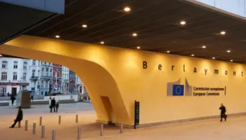 BE përgatitet për krizën: Taksa mbi kompanitë e naftës dhe fonde për të shmangur recesionin