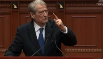 Berisha: Call Center-at që grabisin pensionistët në Europë mbrohen nga shteti, shefat e komisariateve marrin nga 5 mijë euro