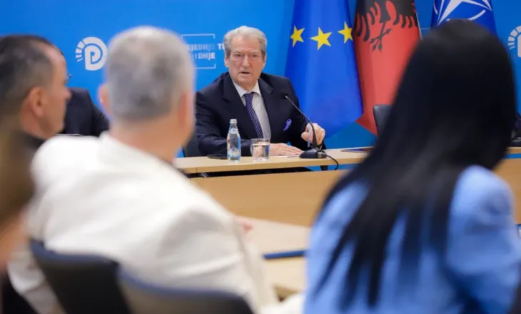 Berisha: Duhet të vendosim regjim fiskal mbi karburantet njësoj si Kosova dhe Maqedonia