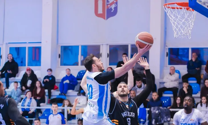 Besëlidhja e pamposhtur në Superligë, Tirana e Vllaznia ndajnë vendin e dytë, Apolonia në play off