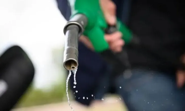 Bordi ul naftën me 13 lekë, do të shitet 197 lekë për litër! Benzina shkon në 172 lekë litri