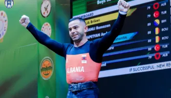 Briken Calja i jashtëzakonshëm, medalje ari dhe argjendi në Europianin e peshëngritjes