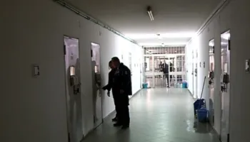 Burgjet britanike “pushtohen” nga shqiptarët? Avokati: Shifrat, të ekzagjeruara!