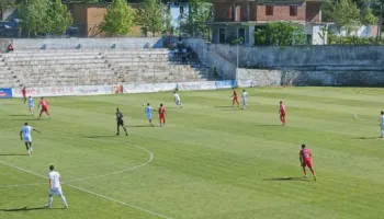 Bylis thyen Teutën, durrsakët me sytë nga zona e kuqe