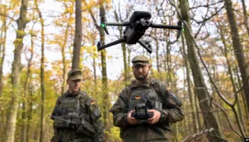 Çekia kërkon shpjegim nga Rusia pasi Medvedev i kërcënoi fabrikat e dronëve në Evropë