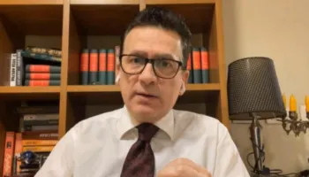 “Cili është vizioni juaj?”/ Ironia e Spahiut me Meremen: Nëse bëhesh kryeministre, do e bësh ministër Sali Berishën?