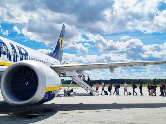 Çmimet e bagazheve dhe vendeve rriten| Truket e linjave ajrore për të paguar karburantin