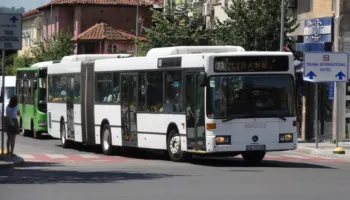Çmimet e naftës gjithnjë e në rritje, miratohet kompensimi për transportin publik