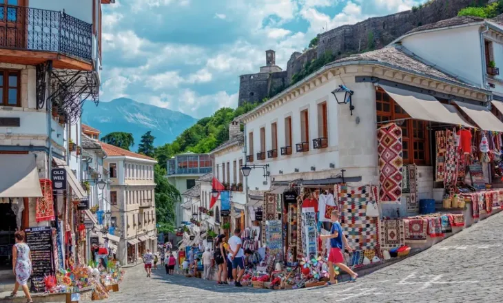 CNN Travel: Shqipëria po kthehet në destinacionin e ri të amerikanëve në Evropë