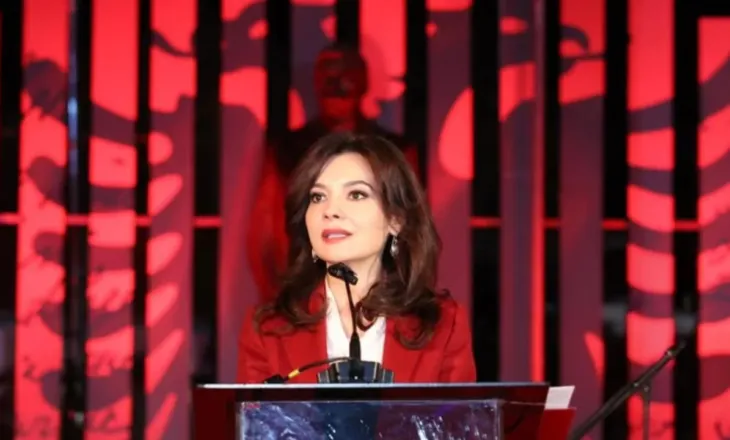 Debatet me Ramën në grupin e PS, reagon Elisa Spiropali: Më përjashto!