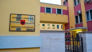 Deklarimi i valutës në kufi dhe kufizimi i transaksioneve cash, rregullat e reja në pr.ligjin kundër pastrimit të parave