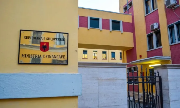 Deklarimi i valutës në kufi dhe kufizimi i transaksioneve cash, rregullat e reja në pr.ligjin kundër pastrimit të parave