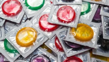Do rriten çmimet e prezervativëve me 30%, shkak Lindja e Mesme