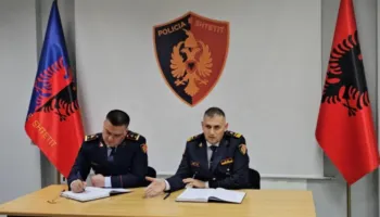 Drejtori i Policisë nis nga puna/ Takim me shefat e komisariateve, porositë që la