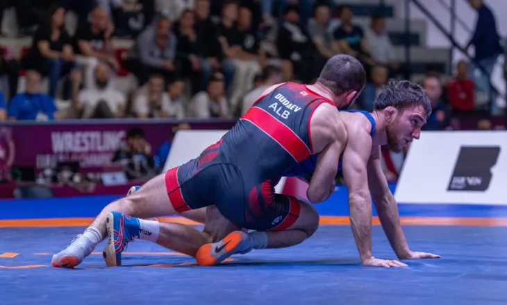 Dudaev humbet në finalen e peshës 61kg, fiton medaljen e argjendtë në Europianin e mundjes