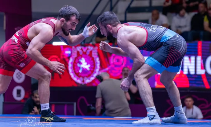 Dudaev shkon në finalen e peshës 65kg, i dhuron Shqipërisë medaljen e parë në Europianin e mundjes