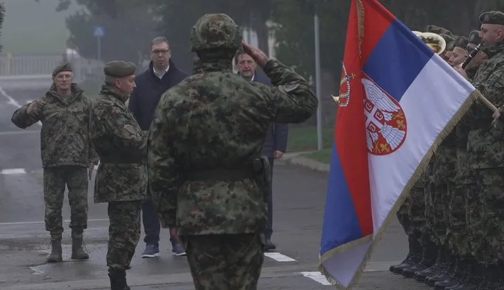 “Duhet të jemi ushtria më e fortë në rajon!” Vuçiç: Jemi të vetmit në Ballkan me neutralitet ushtarak