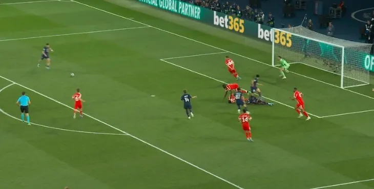 Dy gola për dy minuta, PSG “fundos” Bayernin në pjesën e dytë (video)