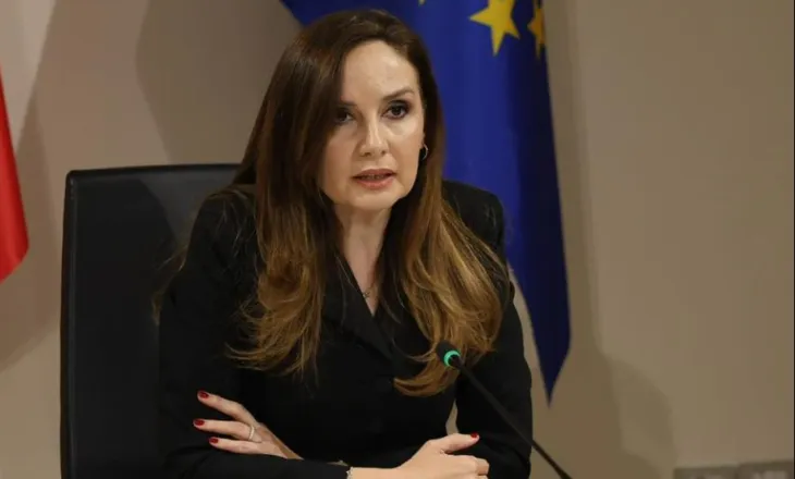 “Ekonomia shqiptare, mollë e kalbur nga brenda”, Tabaku: Korrupsioni është bërë sistem