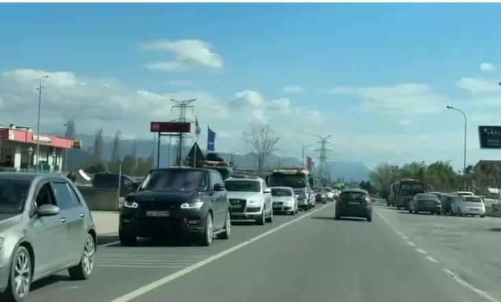 Emigrantët kthehen në vendlindje për Pashkët/ Trafik i rënduar në akset Lezhë-Laç e Lezhë-Shkodër