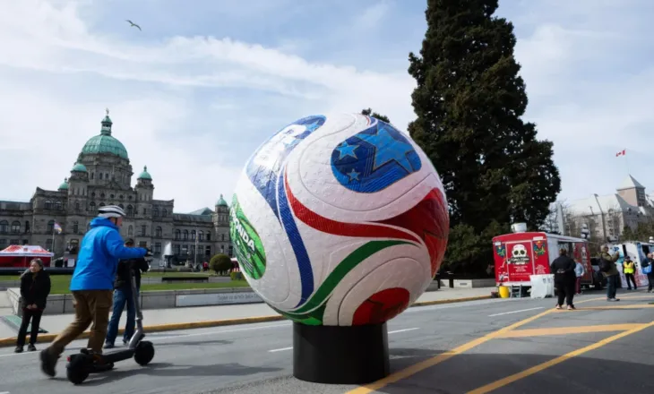 FIFA arrin të ardhura rekord, 1.8 mld dollarë vetëm nga sponsorët këtë vit