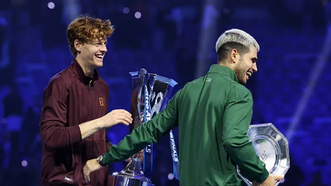 Fitoi ndaj Alkaraz në finale, Siner rikthehet numëri 1 i ATP-së