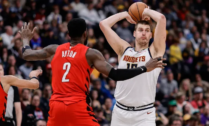 Fitojnë të gjithë pretendentët: Spurs e Denver luftojnë për kreun në Perëndim, humbet Detroit