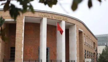 Forcimi i lekut, efekt i turizmit dhe hyrjeve valutore