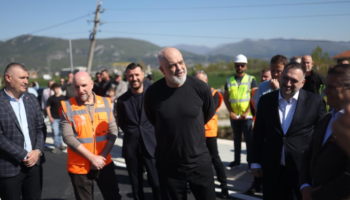 FOTO / Nga rruga tek Ujësjellësi, Rama inspektim në Tale të Lezhës