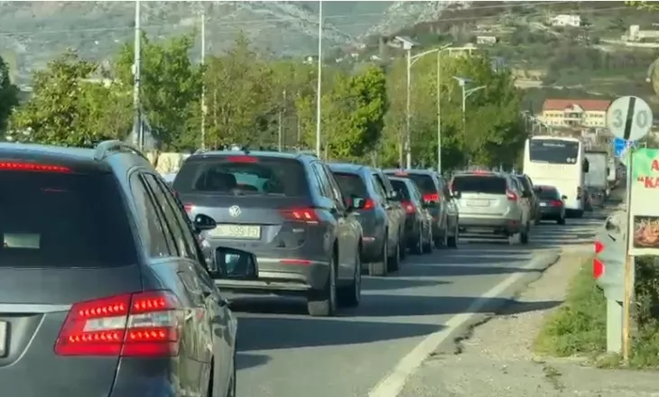 Fundjava me fluks të lartë në Morinë/ Qytetarët e Kosovës drejt Shqipërisë, në fundjavë procedurë e përshpejtuar