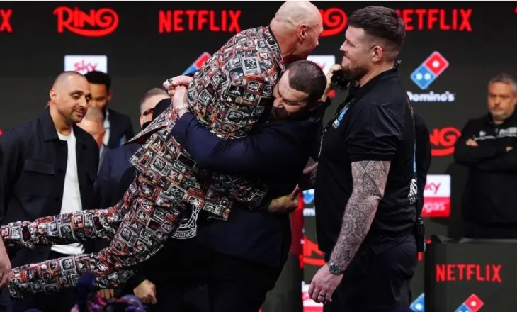 Fury: Makhmudov e vlerësoj por do ta bëj shembull, do ta vërtetoj sërish se jam më i miri në botë