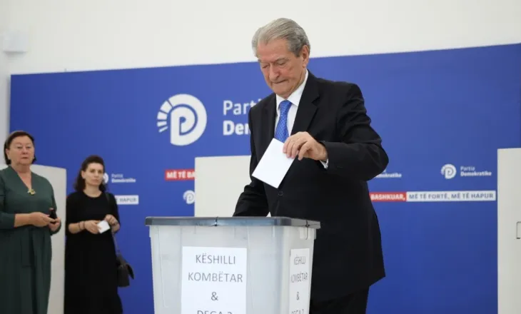 Gara për kreun e ri të PD, sot skadon afati për dorëzimin e kandidaturave