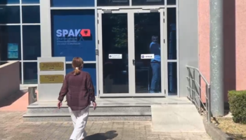 GJKKO ‘ultimatum’ kryebashkiakes së Roskovecit: Nëse mungon në seancën e radhës, gjykimi në mungesë