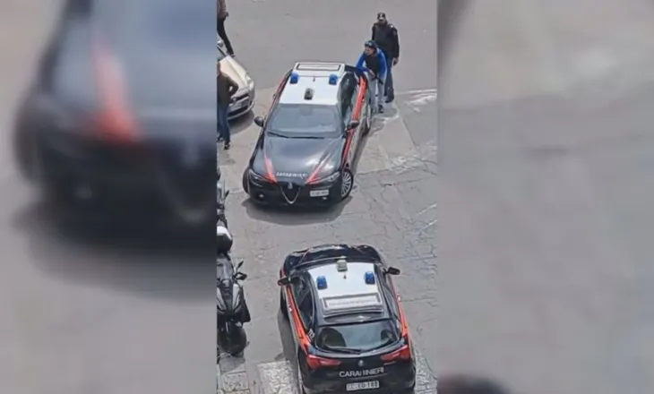 Grabitja e frikshme si në filma në Itali, maska aktorësh, pengje dhe arratisja me tunel poshtë bankës