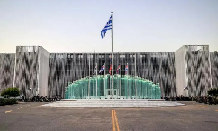 Hakerë të lidhur me Rusinë sulmojnë email-et e ushtrisë greke dhe institucioneve të NATO-s