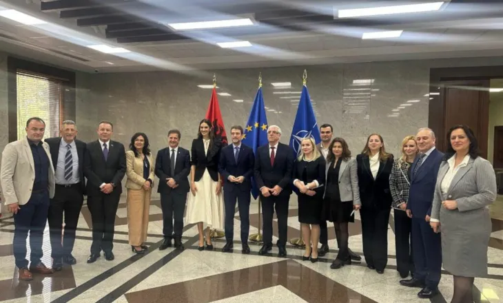 Hoxha takim me Këshillin Koordinues të Diasporës: Fazë e re bashkëpunimi për “Shqipërinë 2030”