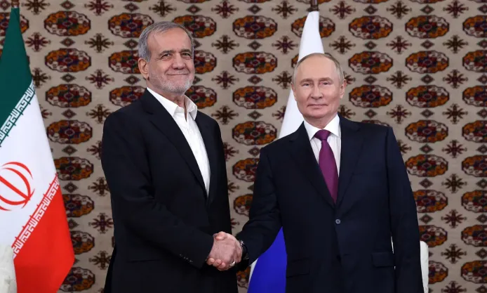 Irani: Do mirëprisnim Rusinë si ndërmjetës në konfliktin me SHBA-në dhe Izraelin