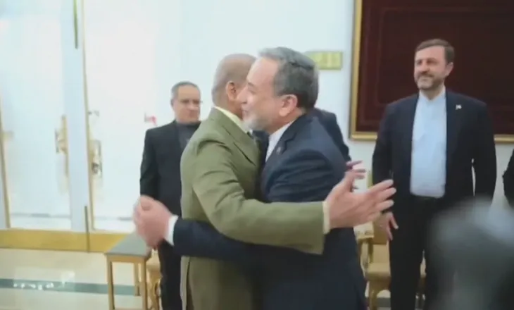 Irani kërkon ndihmën ruse për luftën, Trump: Nëse duan negociata, të na telefonojnë!