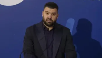 Iu bashkua Foltores së Ervin Salianjit, Berisha përjashton Bravaldi Xhafkën nga gara për kreun e PD në Korçë