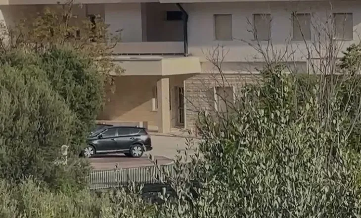 Ivanka Trump sërish në Vlorë. Sot drekë me kryeministrin Rama në Dhërmi