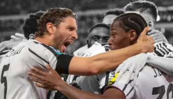 Juventus bën detyrën ndaj Bologna dhe tani është një hap më afër biletës për në Champions (video)