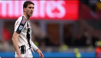 Juventus, Vlahovic, i hapur ndaj një rinovimi, por me mendjen drejt së ardhmes