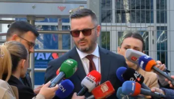 ‘Kafazi është si hotel me 5 yje’, Ndreca komenton deklaratën e prokurorit Dado: I kërkuam gjykatës që të reagojë, por…