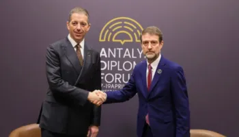 “Kemi qëndrime thelbësisht të ndryshme për Kosovën”, ministri Hoxha takon homologun serb: Do hapim konsullatë në Bujanoc