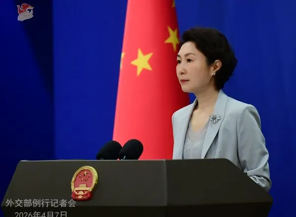 Kina: Mjetet ushtarake nuk sjellin paqe