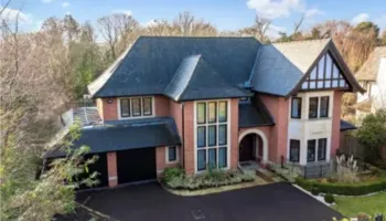 Kompany nxjerr në shitje vilën 3.5 milionë £ me pishinë, sallë lojërash dhe fushë futbolli