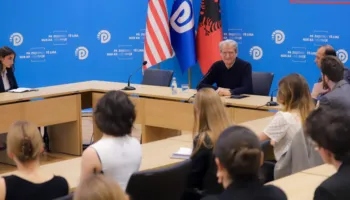 “Korrupsioni, pengesë kryesore për integrimin”, Berisha: Nisma Rama-Vuçiç, jo standardi që ne synojmë