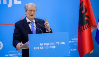“Kryengritja më e fuqishme që ka njohur vendi”/ Berisha njofton datën për protestën e radhës kombëtare
